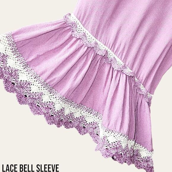 LIKE NEW ENTRO Women's Lilac Color Lace Bell Sleeve Top - Picture 4 of 14